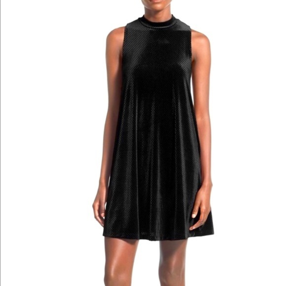 Everly Velvet Shift Dress S‎ EUC
